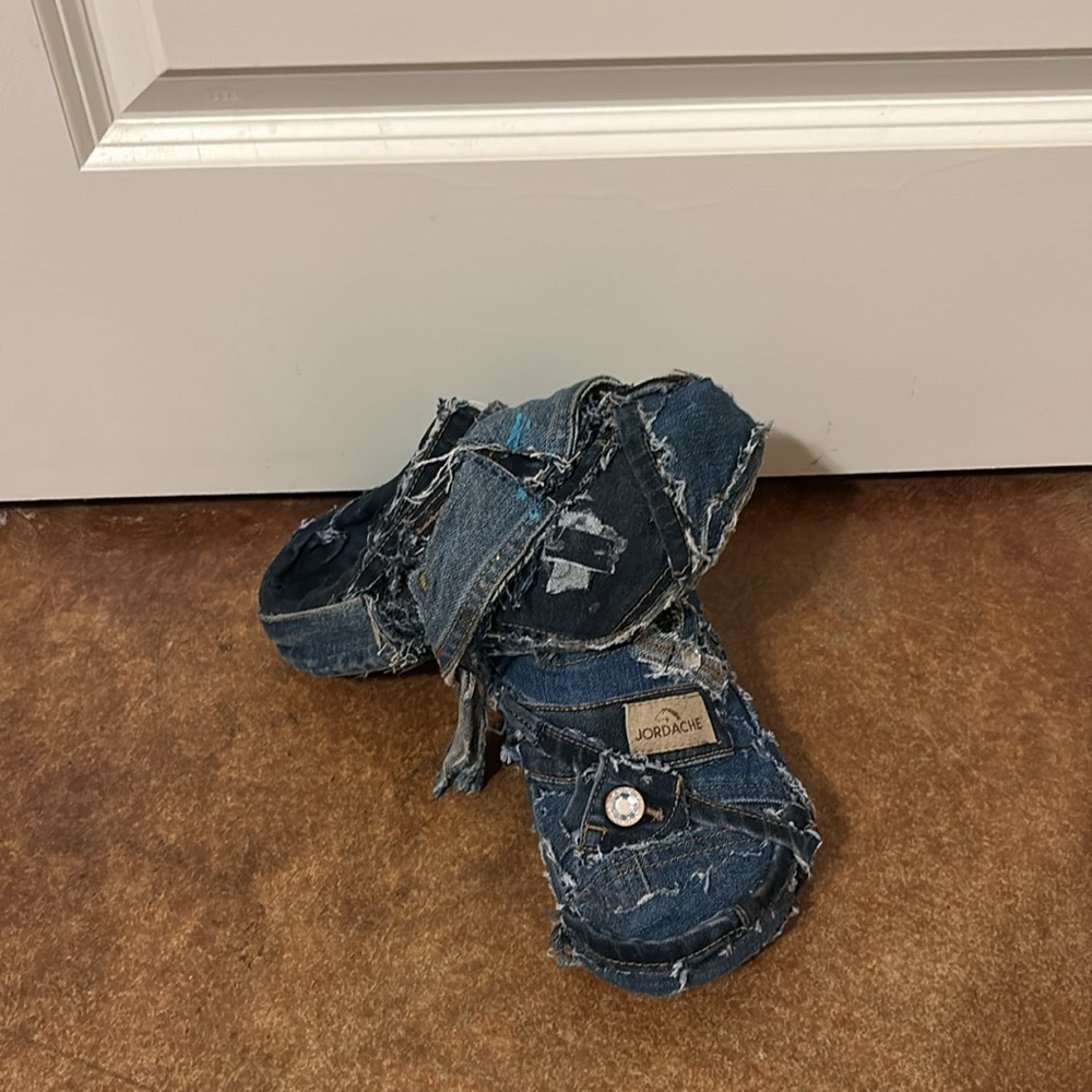 Blue jean crocs - Picture 4 of 4